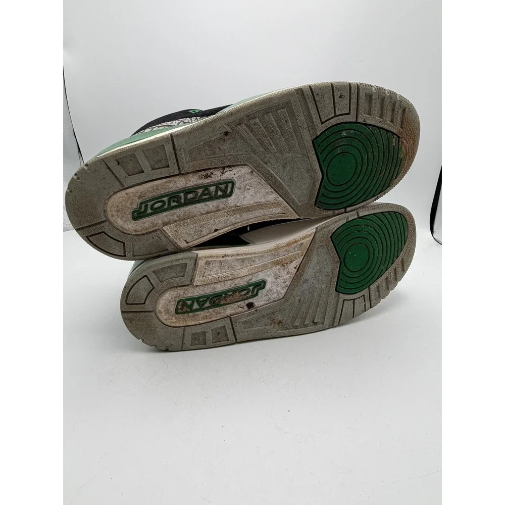 Air Jordan 3 Retro Pine Green Black CT8532-030 Mens Size 12
